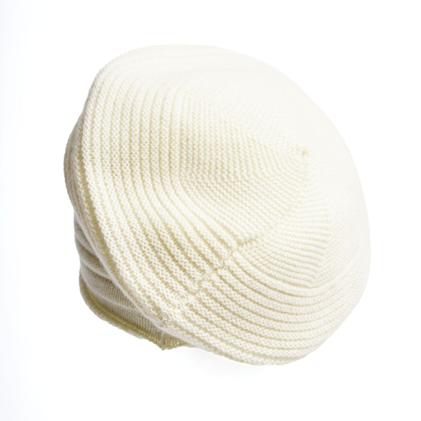 CAPPELLO BASCO A RIGHE BIANCO