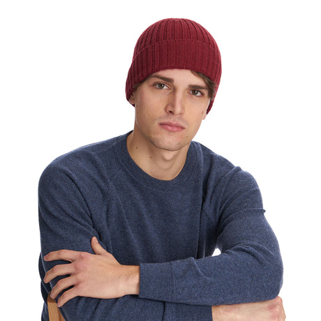 BURGUNDY RIBBED BEANIE