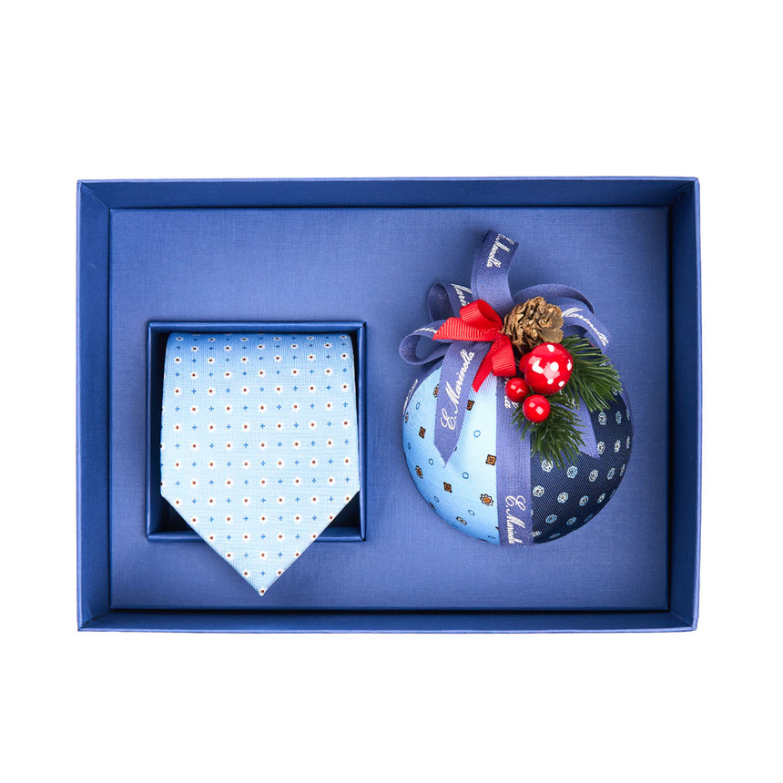 CHRISTMAS BOX WITH LIGHT BLUE SARTORIAL TIE