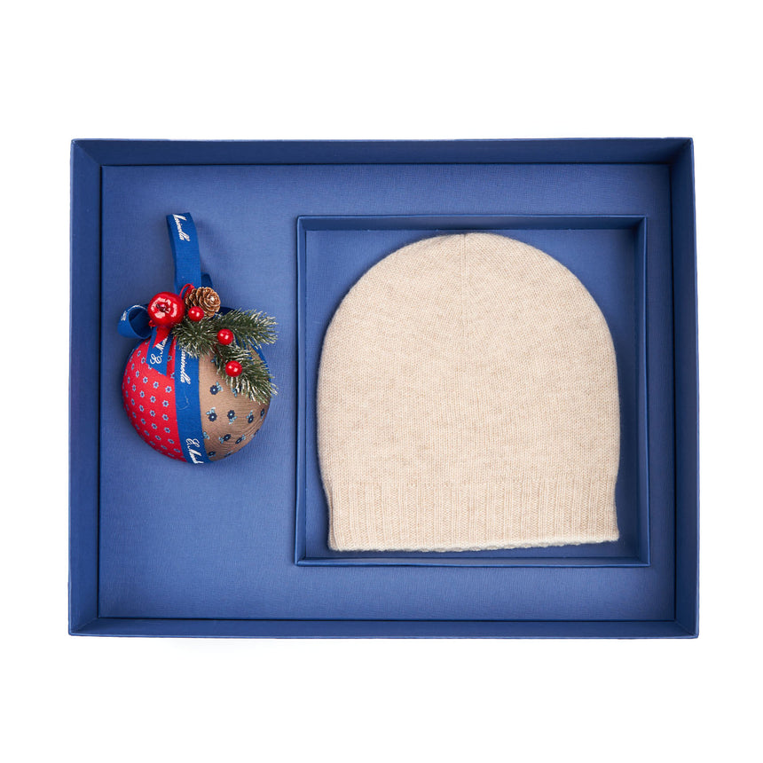 CHRISTMAS BOX WITH BEIGE AND WHITE CASHMERE HAT