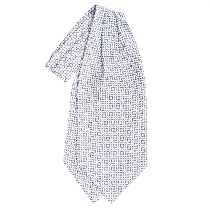 WHITE SILK ASCOT TIE