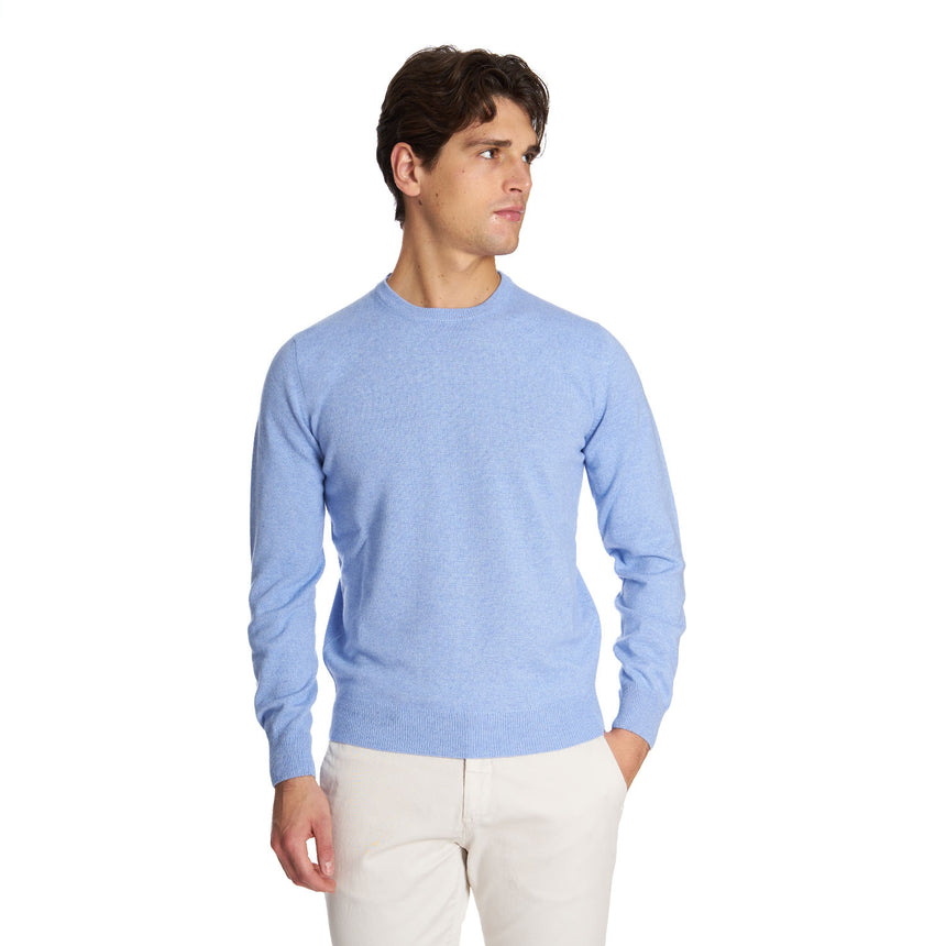 LIGHT BLUE CREWNECK SWEATER