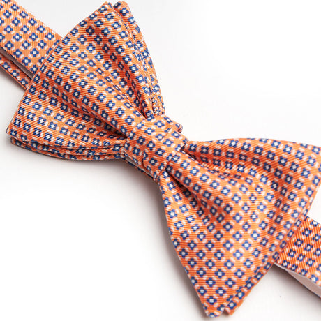 ORANGE PRE-KNOTTED SILK BOWTIE