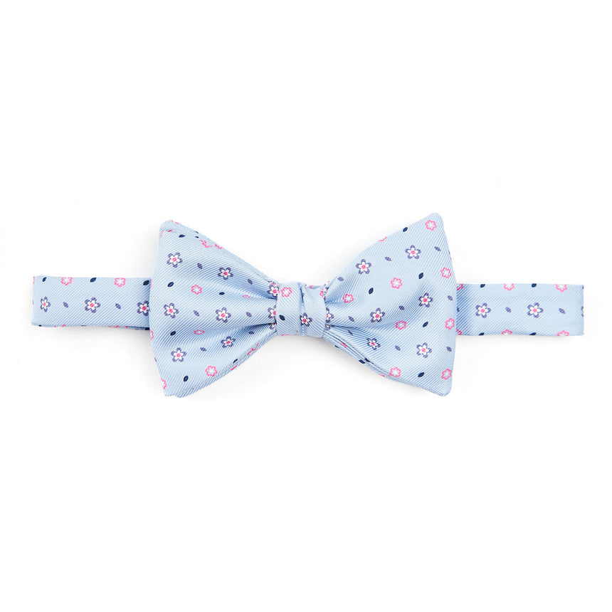 LIGHT BLUE PRE-KNOTTED SILK BOWTIE