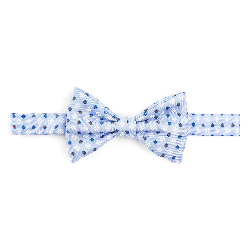 LIGHT BLUE PRE-KNOTTED SILK BOWTIE