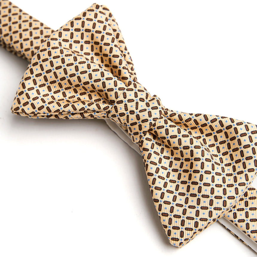 BEIGE PRE-KNOTTED SILK BOWTIE