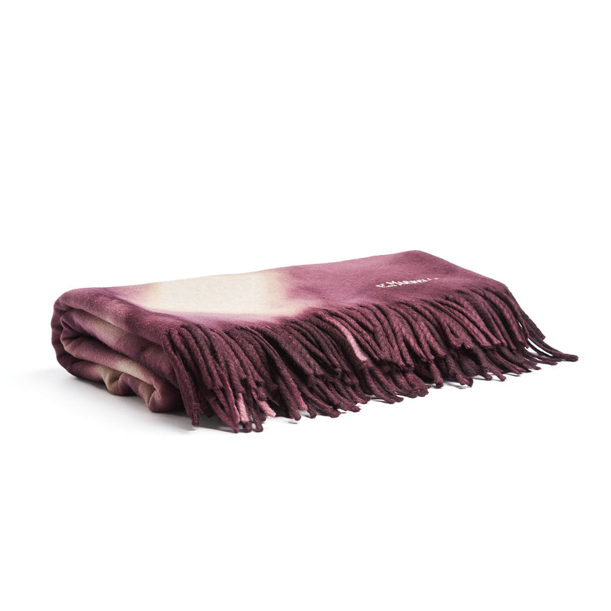 BURGUNDY AND WHITE BERGEN THROW