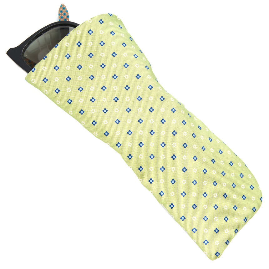 LIGHT GREEN GLASSES CASE