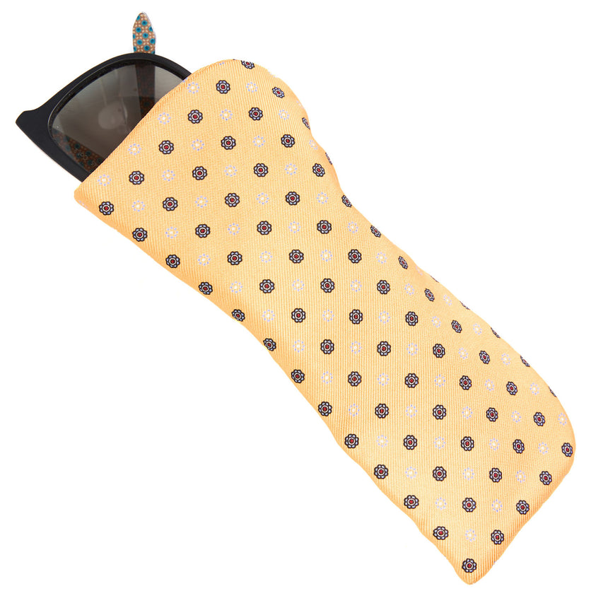 YELLOW GLASSES CASE