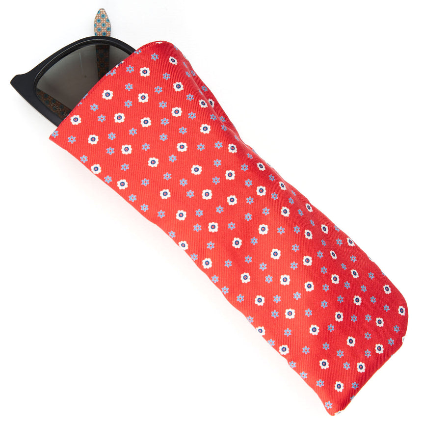 RED GLASSES CASE